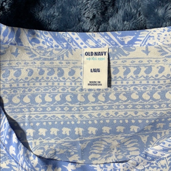 A lovely summer top! - Picture 5 of 6